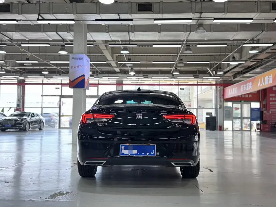 Buick Majesty Majesty 2024 25T Super Edition 2025 — thumbnail 2