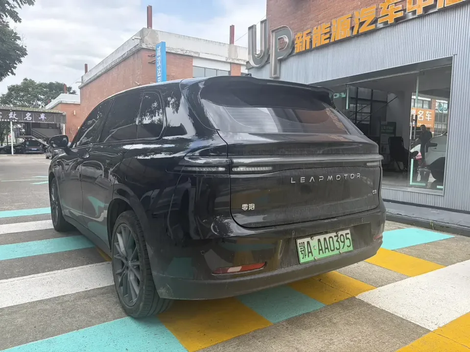 Leapmotor Zero running C10 Zero running C10 2024 Pure electric version 530 Smart Edition 2024 — thumbnail 2