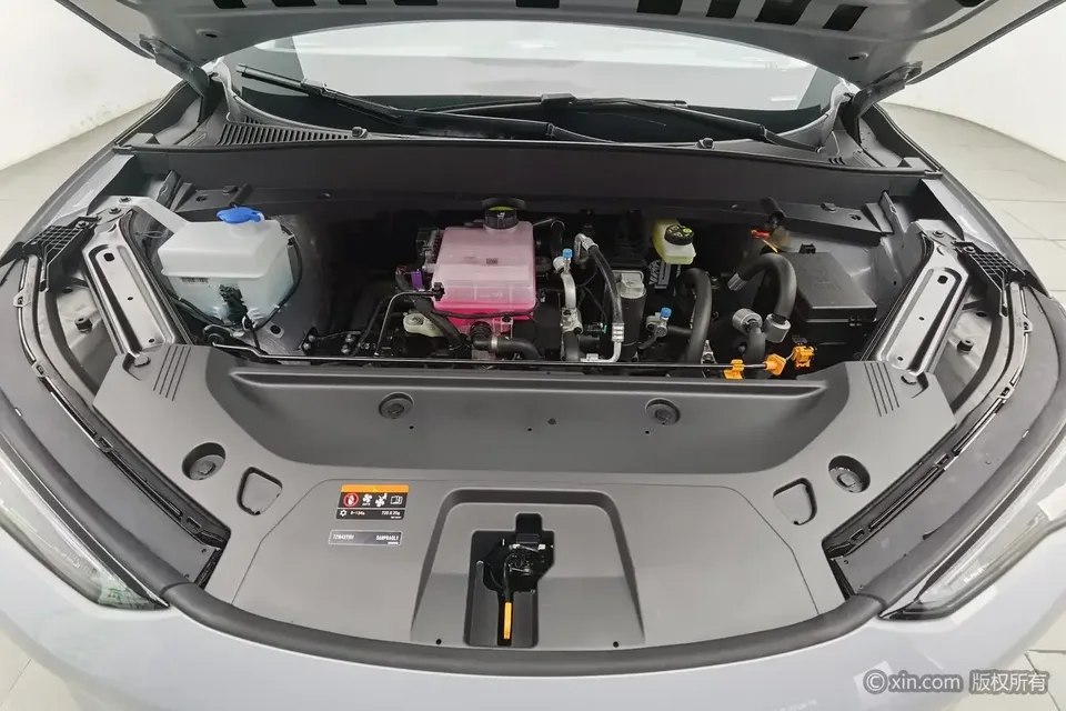 Geely Galaxy E5 Galaxy E5 2024 440km Departure Edition 2025 — thumbnail 2