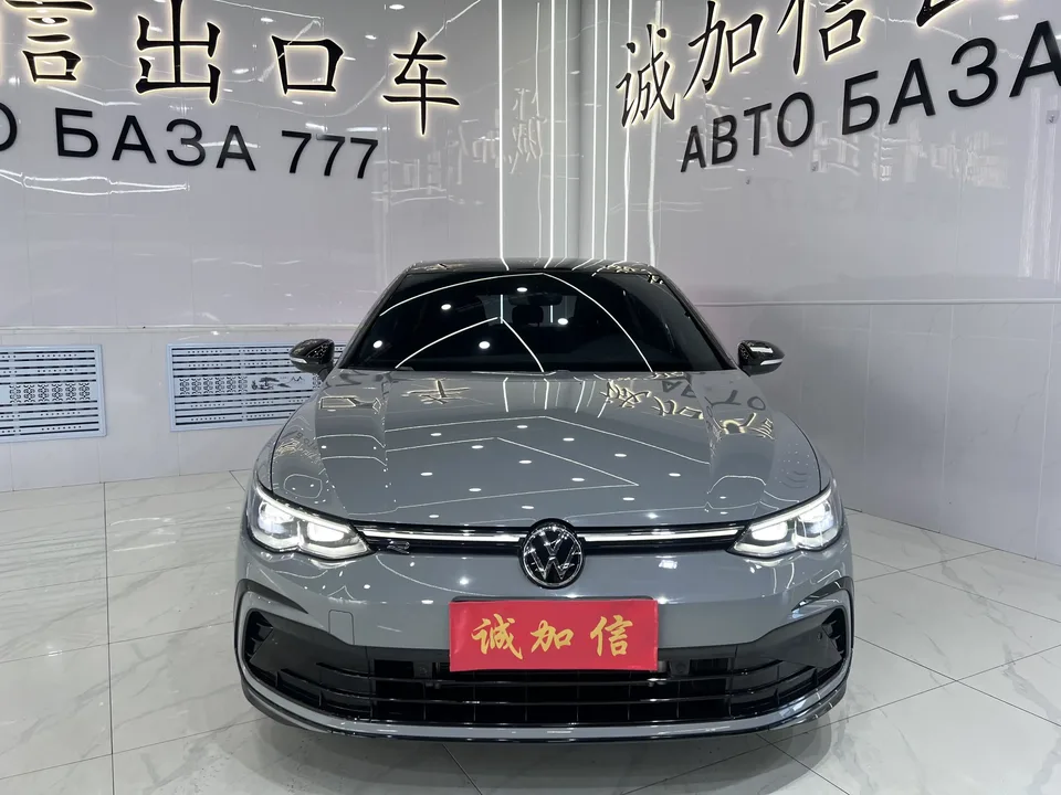 Volkswagen Golf golf 2023 280TSI DSG R-Line Lite 2023 — photo 1, buy with delivery to Moscow