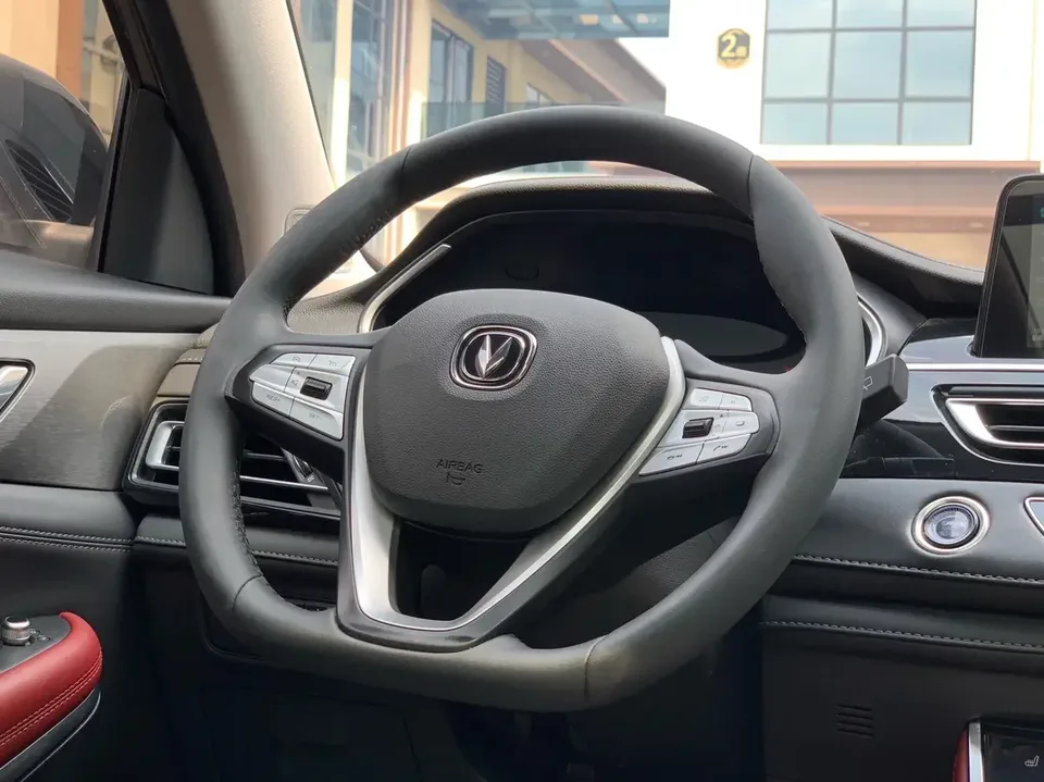 Changan CS75 Changan CS75 2022 Blue Whale Edition 1.5T DCT Premium 2023 — thumbnail 5