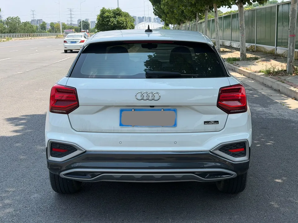 Audi Q2L Audi Q2L 2022 35 TFSI Stylish and Elegant 2023 — thumbnail 2