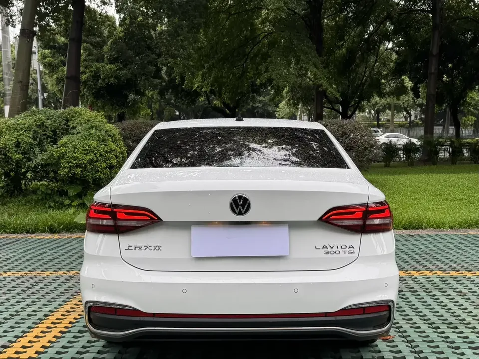 Volkswagen Lavida Lavida 2024 300TSI DSG Full Elegance Edition 2024 — миниатюра 2