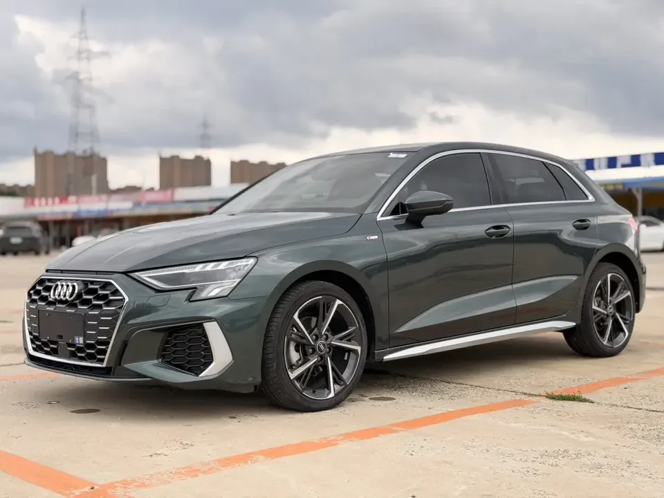 Audi A3 Audi A3 2022 Sportback 35 TFSI Stylish and sporty 2022 — photo 1, buy with delivery to Moscow