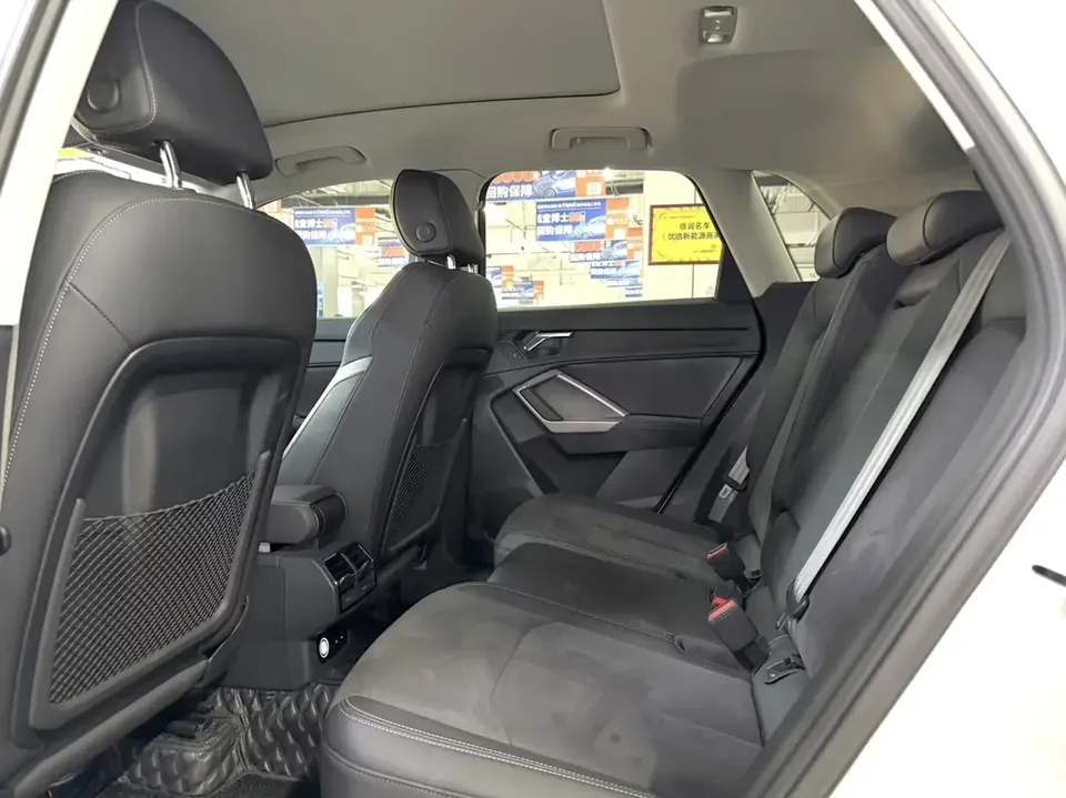 Audi Q3 Audi Q3 2022 35 TFSI Stylish Dynamic 2022 — thumbnail 3
