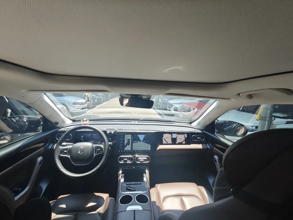 Leapmotor Zero running C11 Zero running C11 2023 Extended Range 200 Comfort Edition 2023 — thumbnail 3