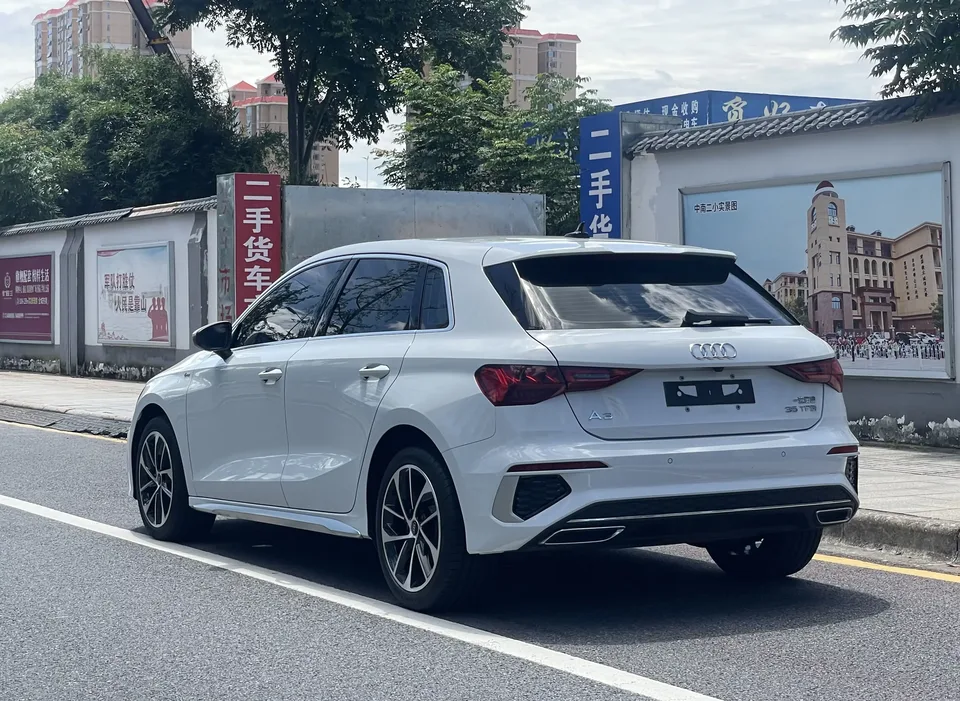 Audi A3 Audi A3 2022 Sportback 35 TFSI: A progressive sports model 2022 — thumbnail 2