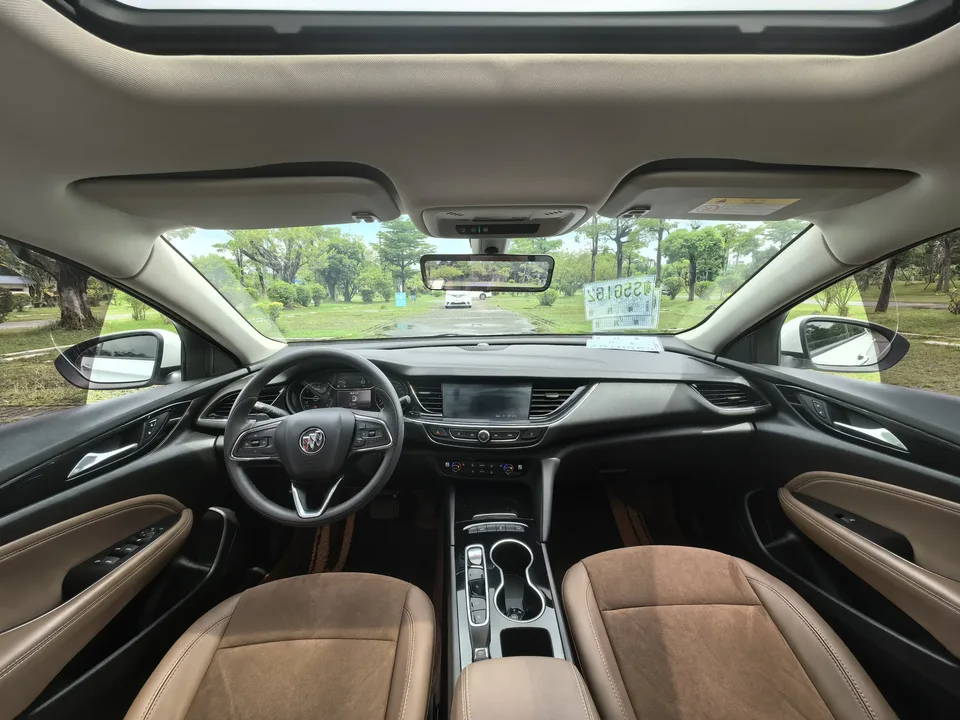 Buick Majesty Majesty 2022 552T Smart 2023 — thumbnail 3