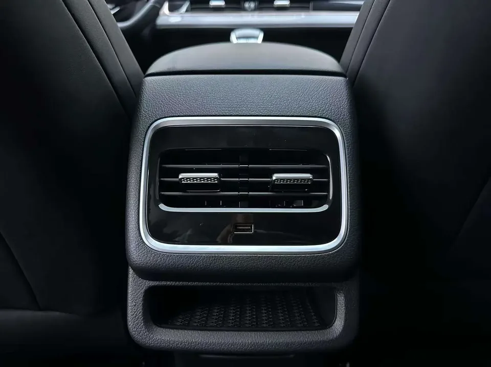 Omoda C5 Ou Mengda 2022 1.5T CVT Yujie Edition 2023 — thumbnail 3