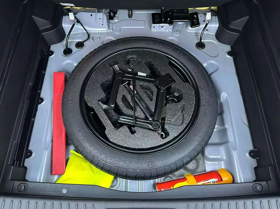 Omoda C5 Ou Mengda 2022 1.5T CVT Yujie Edition 2023 — thumbnail 4