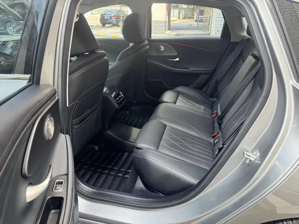 Chery Arrizo 8 Arrizo 8 2022 1.6TGDI DCT Elegant 2024 — thumbnail 3