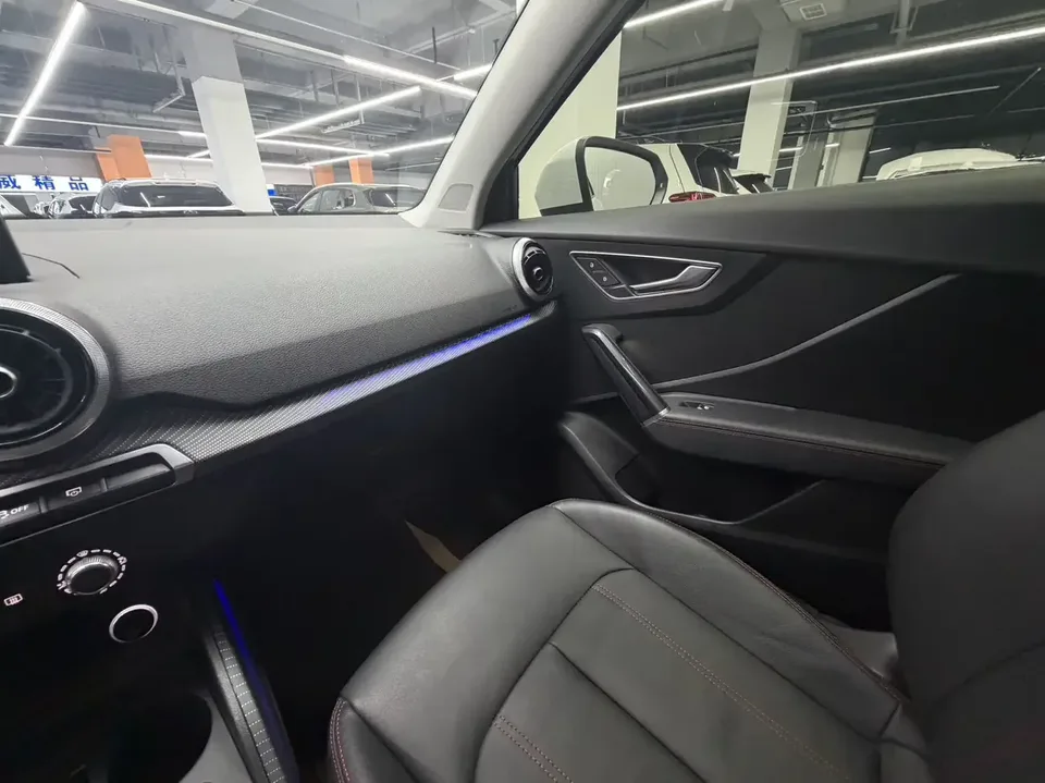 Audi Q2L Audi Q2L 2022 35 TFSI Progressive Dynamic 2023 — миниатюра 4