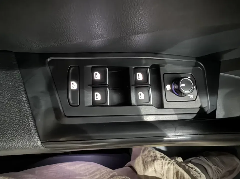 Volkswagen T-Roc TANG 2022 280TSI DSG 2WD R-Line Pro PLUS 2022 — thumbnail 5