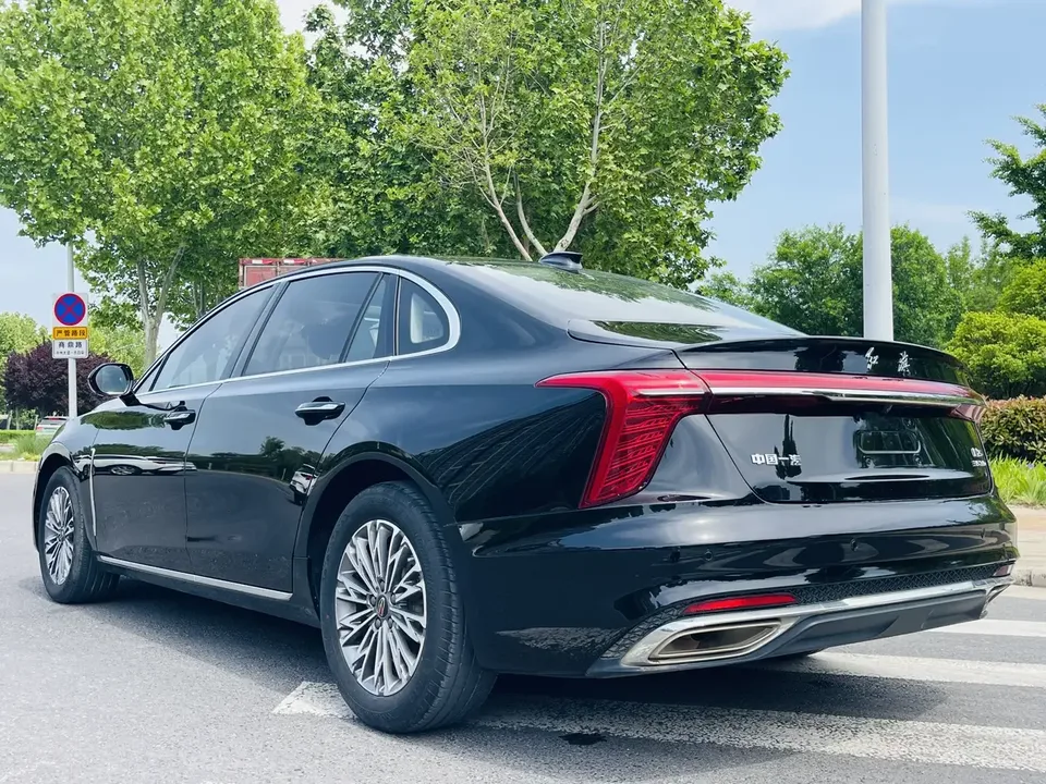 Hongqi H5 Hongqi H5 2024 1.5T DCT Zhilian Qiyun Edition 2023 — thumbnail 2