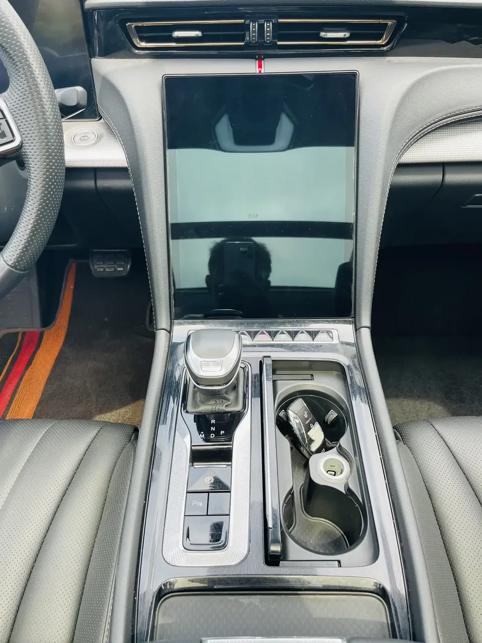 Hongqi H5 Hongqi H5 2024 1.5T DCT Zhilian Qiyun Edition 2023 — thumbnail 3