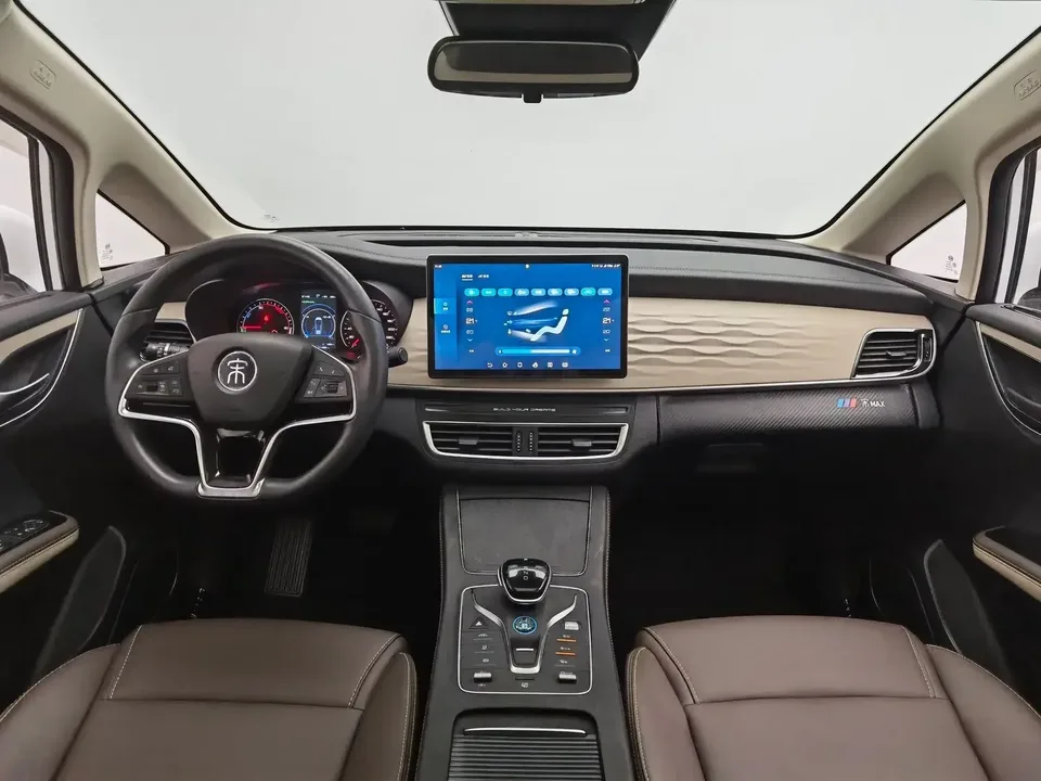 BYD Song MAX DM Song MAX DM 2022 DM-i 105KM Flagship 2022 — thumbnail 4