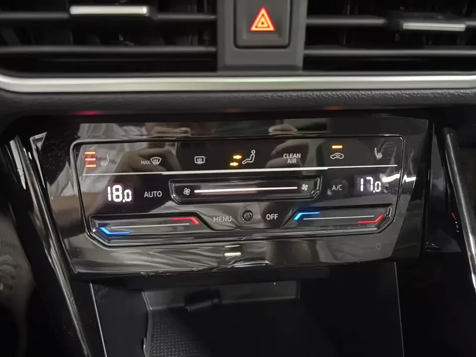 Volkswagen Tayron Tanyue 2023 280TSI 2WD Luxury Plus Advanced Edition 2022 — thumbnail 3