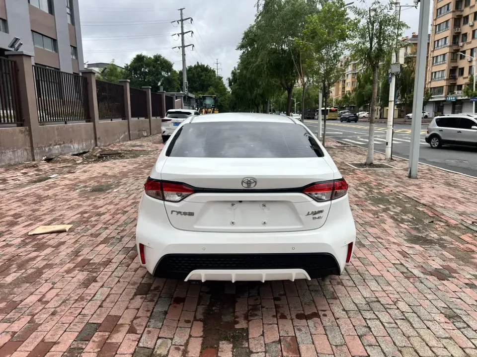 Toyota Levin Lei Ling 2022 185T CVT Sports Edition 2022 — thumbnail 2