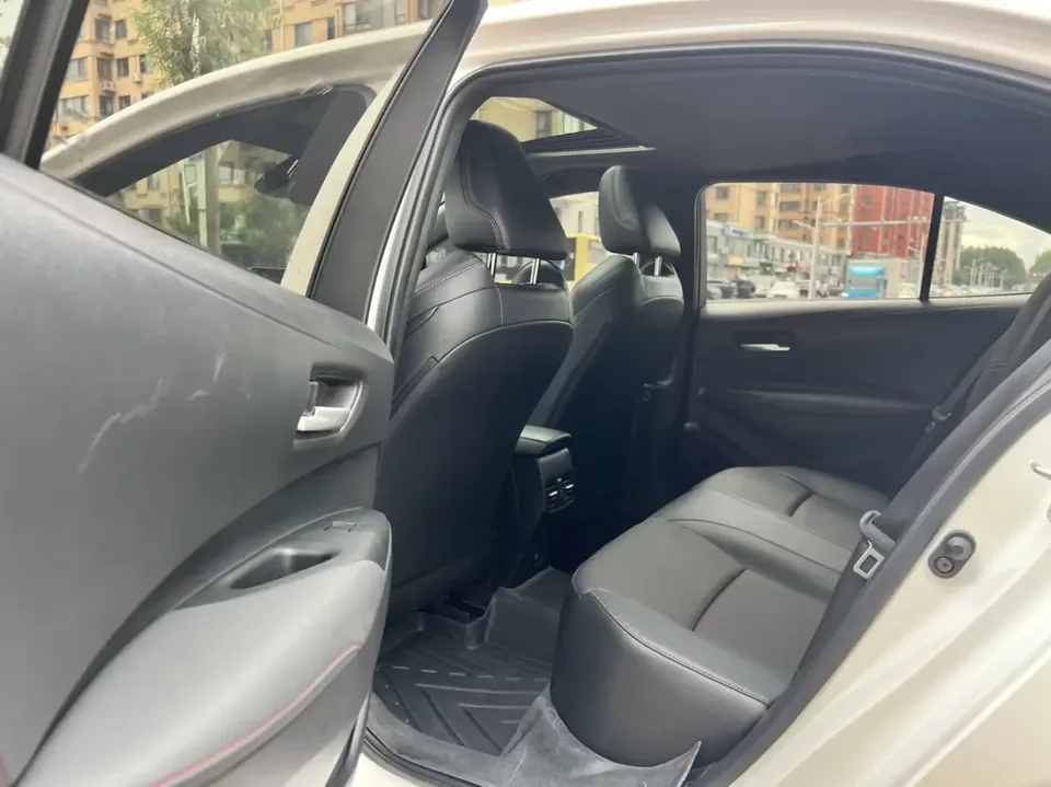 Toyota Levin Lei Ling 2022 185T CVT Sports Edition 2022 — thumbnail 5