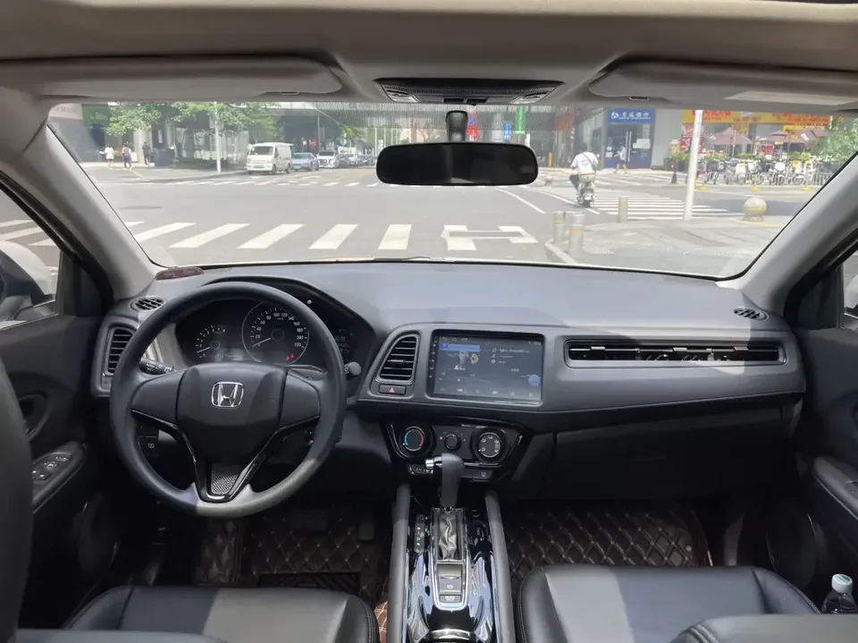 Honda VEZEL Binzhi 2022 1.5L CVT Elite Smart Edition 2023 — thumbnail 3