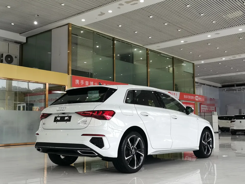 Audi A3 Audi A3 2022 Sportback 35 TFSI Stylish and sporty 2022 — thumbnail 5