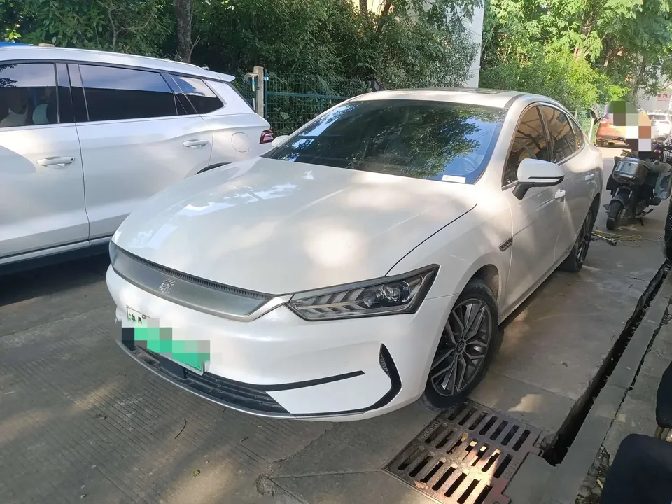 BYD Qin PLUS EV Qin PLUS EV 2021 500KM Luxury 2023 — photo 1, buy with delivery to Moscow