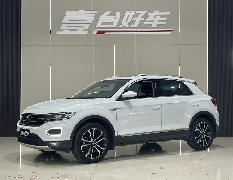 Volkswagen T-Roc TANG 2022 280TSI DSG 2WD Comfort PLUS 2022 — photo 1, buy with delivery to Moscow