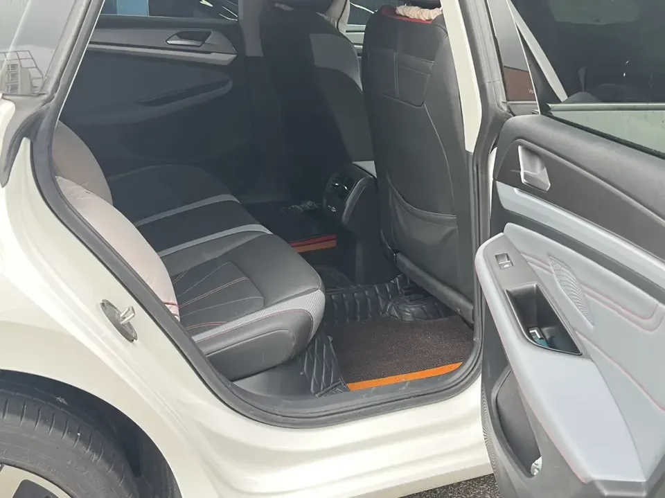 Volkswagen Lamando Lingdu 2024 Lingdu L 280TSI DSG Hot Edition 2024 — thumbnail 5