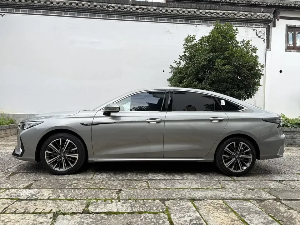 Chery Arrizo 8 Arrizo 8 2024 1.6TGDI DCT 2024 — thumbnail 4