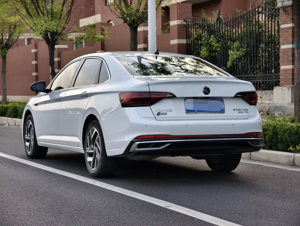 Volkswagen Sagitar Sagitar 2023 280TSI DSG Beyond Edition 2023 — миниатюра 4