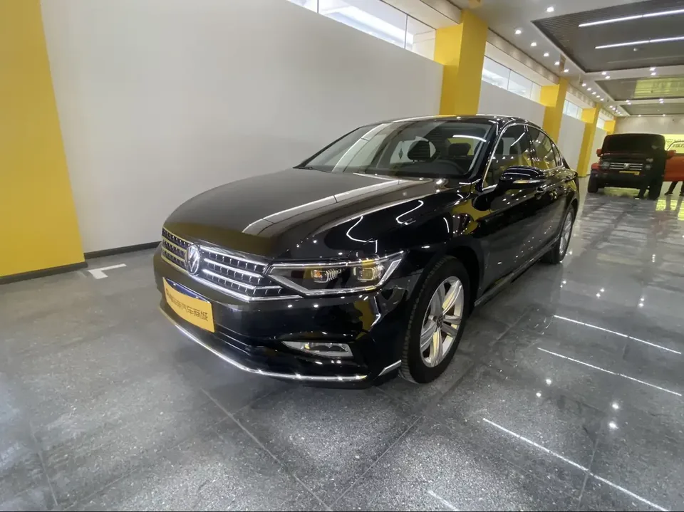 Volkswagen Magotan Magotan 2024 2 million units of 280TSI DSG Comfort Edition 2024 — photo 1, buy with delivery to Moscow