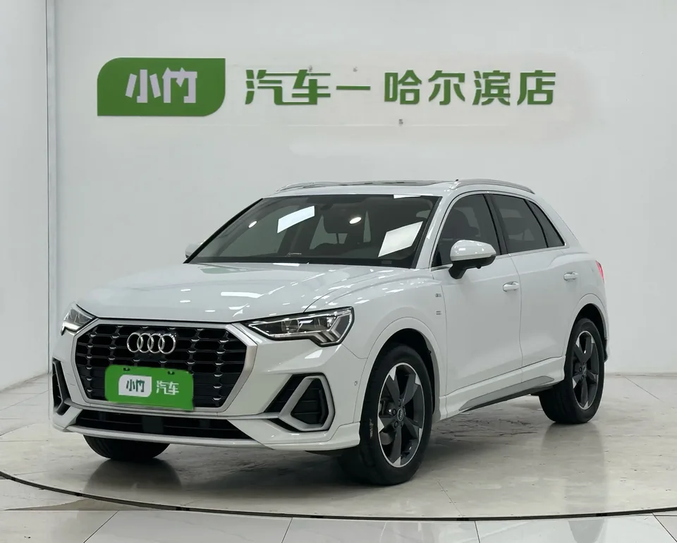 Audi Q3 Audi Q3 2023 35 TFSI Stylish Dynamic 2023 — photo 1, buy with delivery to Moscow