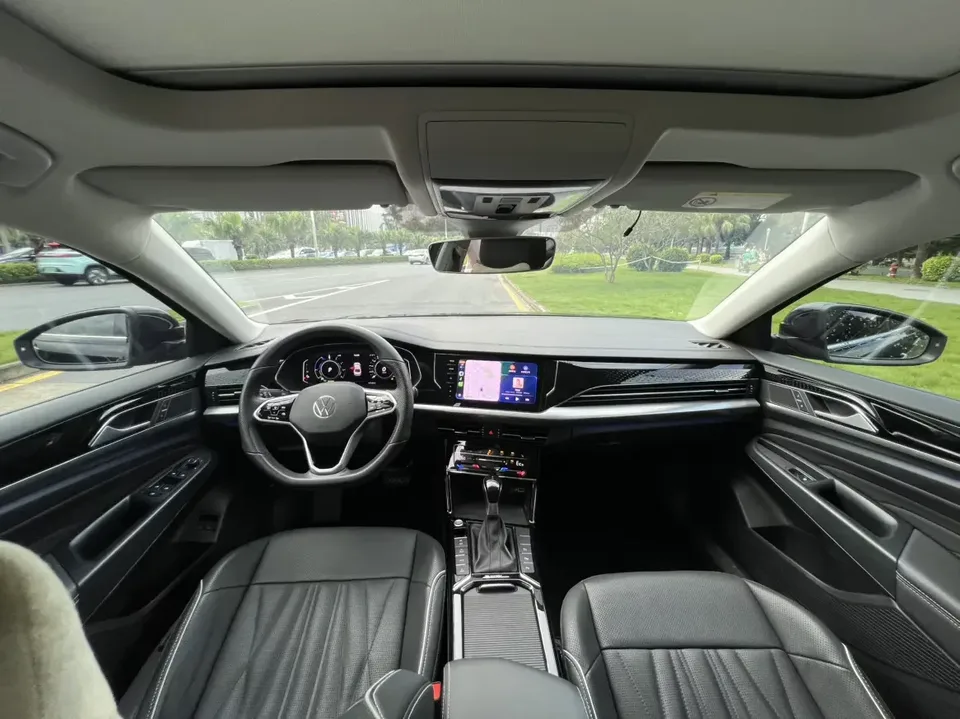 Volkswagen Passat PHEV Passat PHEV 2022 430PHEV Hybrid Luxury Edition 2022 — thumbnail 4
