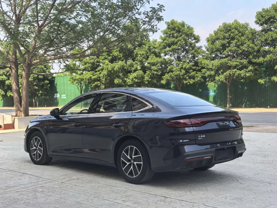 BYD Qin L DM Qin L DM 2025 DM-i 120KM Intelligent Driving Edition 2024 — thumbnail 5