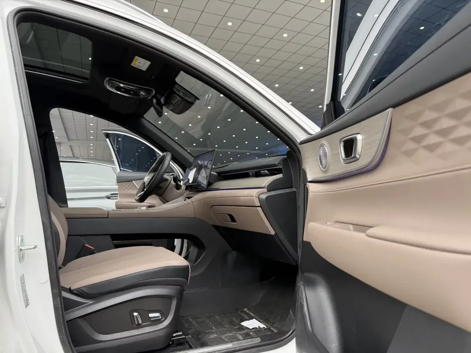 Chery Tiggo 8 PLUS Tiggo 8 PLUS 2025 Kunpeng 290TGDI DCT Premium 2025 — миниатюра 4