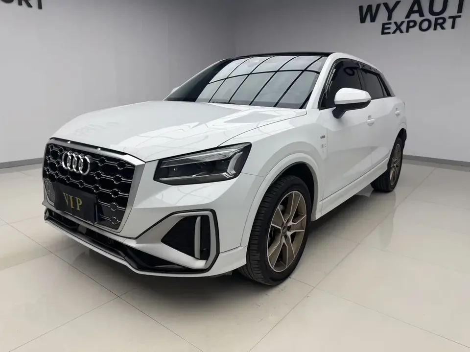 Audi Q2L Audi Q2L 2022 35 TFSI Stylish Dynamic 2022 — photo 1, buy with delivery to Moscow