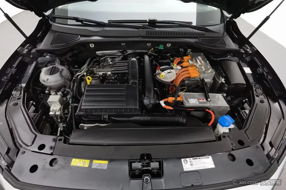 Volkswagen Passat PHEV Passat PHEV 2022 430PHEV Hybrid Business Edition 2023 — thumbnail 2