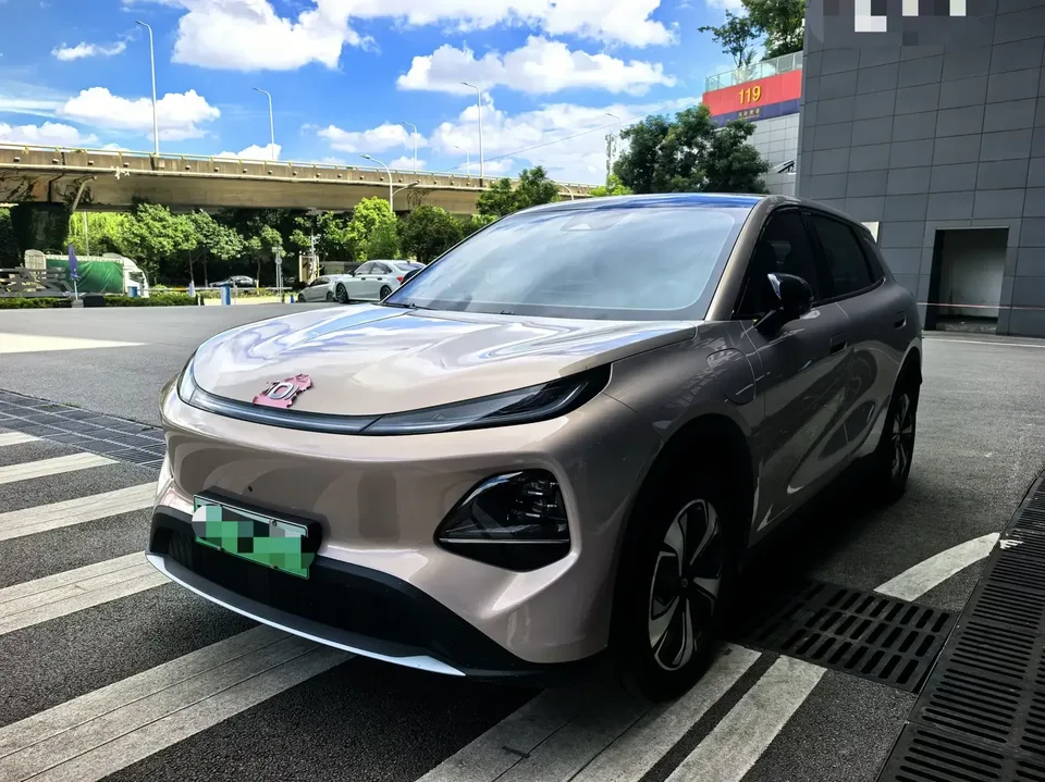 Changan Qiyuan Q05 Changan Qiyuan Q05 2026 506 Max+ 2025 — photo 1, buy with delivery to Moscow
