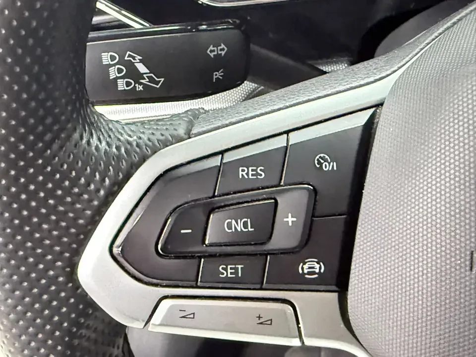 Volkswagen Passat Passat 2022 280TSI Star Elite Edition 2022 — thumbnail 3