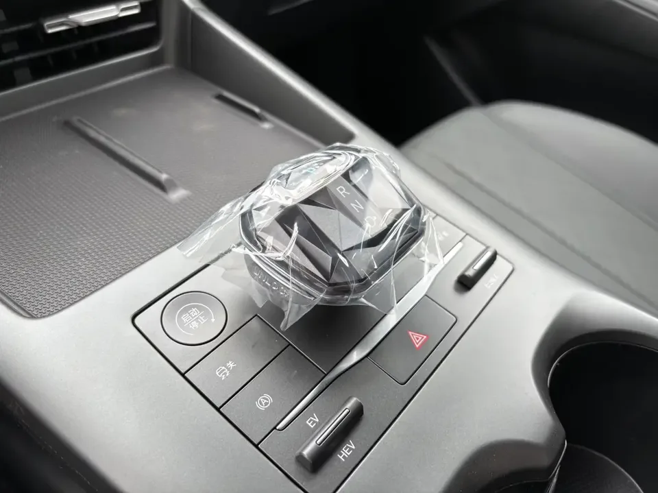 BYD Qin PLUS DM Qin PLUS DM 2025 DM-i 55KM Intelligent Driving Edition Leading Edition 2025 — thumbnail 5