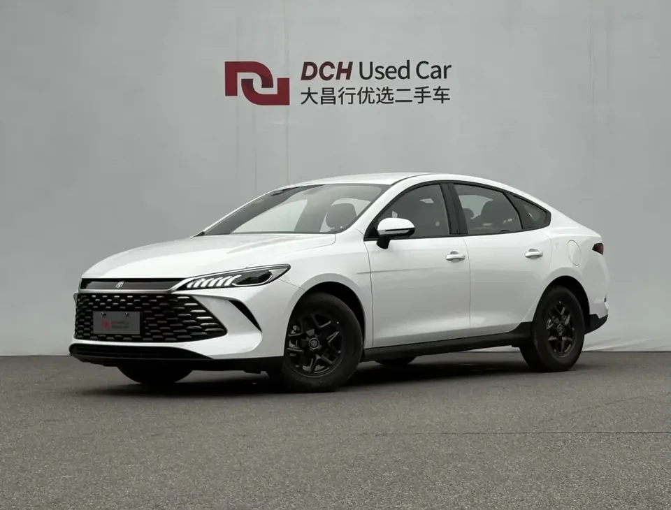 BYD Qin PLUS DM Qin PLUS DM 2025 DM-i 55KM Intelligent Driving Edition Leading Edition 2025 — photo 1, buy with delivery to Moscow