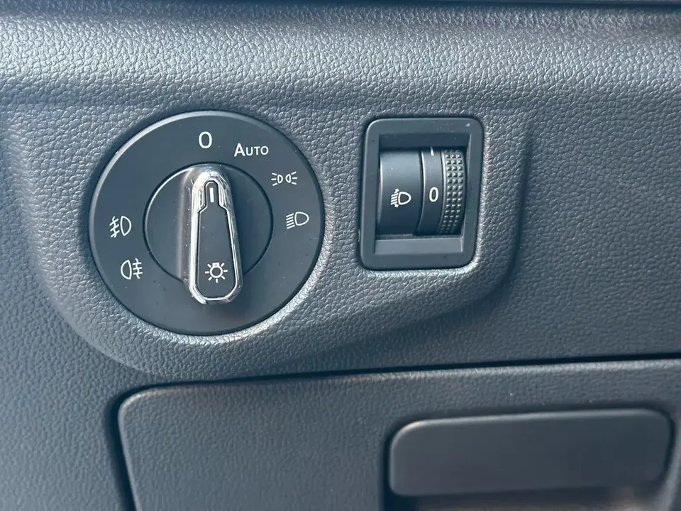 Volkswagen Bora Bora 2023 280TSI DSG Premium Edition 2022 — thumbnail 5