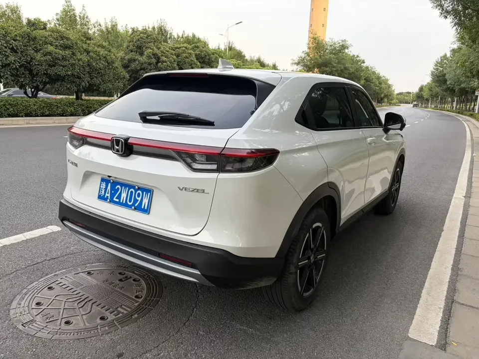 Honda VEZEL Binzhi 2023 1.5L CVT Deluxe Edition 2023 — thumbnail 2