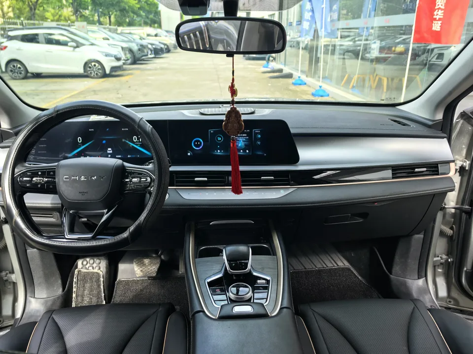 Omoda C5 Ou Mengda 2022 1.5T CVT Extension Edition 2022 — thumbnail 3