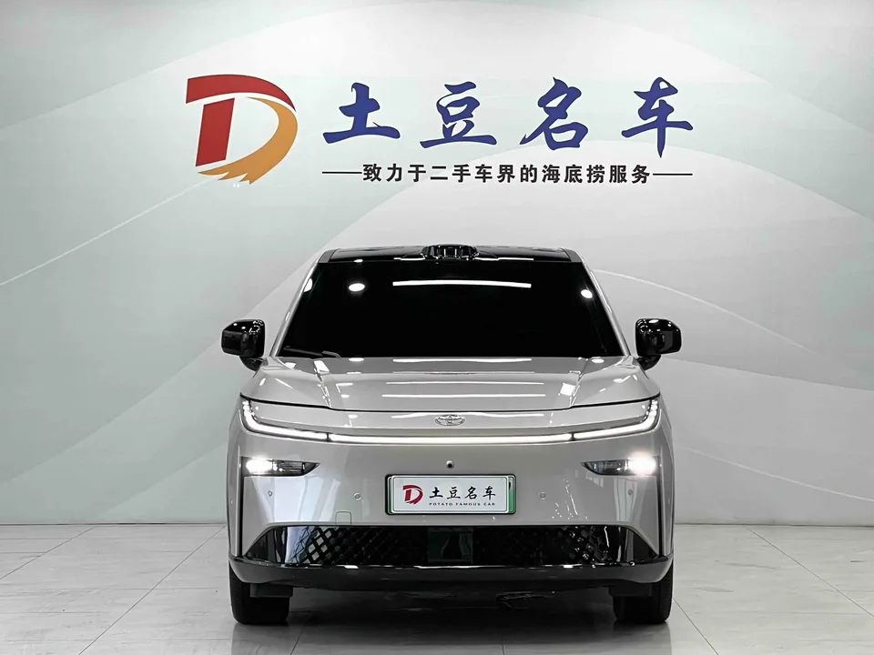 Toyota Bozhi 3X Bozhi 3X 2025 520 Pro LiDAR Edition 2025 — photo 1, buy with delivery to Moscow