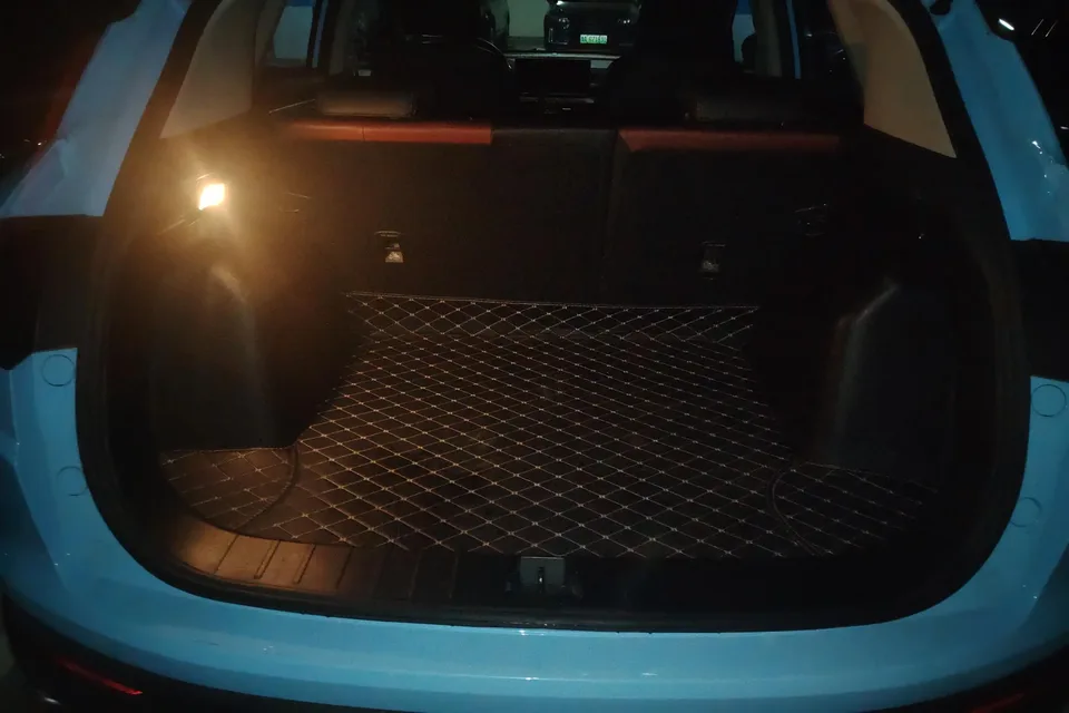 Geely Coolray SX11 Binyue 2021 240T DCT Diamond Edition 2022 — thumbnail 5