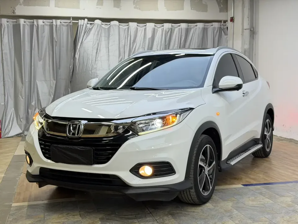 Honda VEZEL Binzhi 2020 1.5L CVT Pioneer Edition 2022 — photo 1, buy with delivery to Moscow
