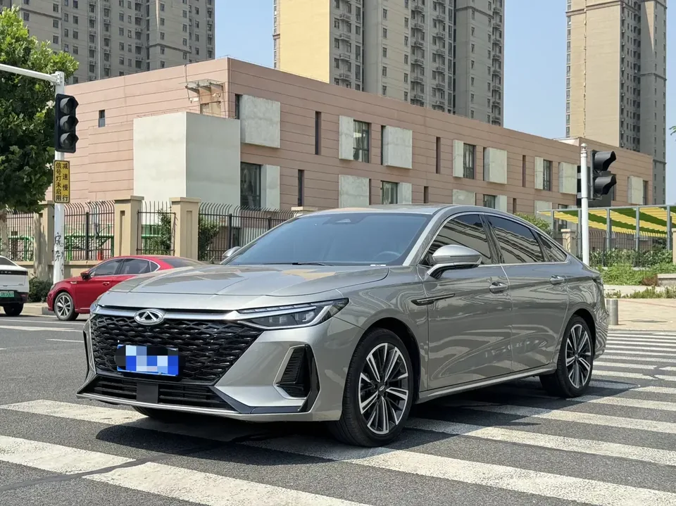 Chery Arrizo 8 Arrizo 8 2024 1.6TGDI DCT 2024 — фото 1, купить с доставкой в Москву