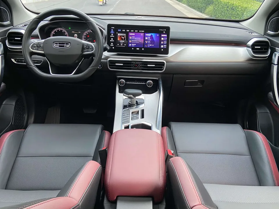 Geely Coolray SX11 Binyue 2021 240T DCT Diamond Edition 2022 — thumbnail 4