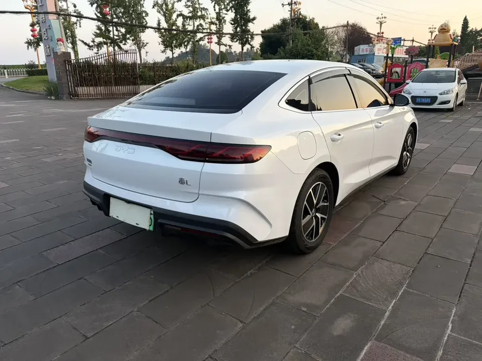 BYD Qin L DM Qin L DM 2024 DM-i 80KM Beyond 2024 — thumbnail 2